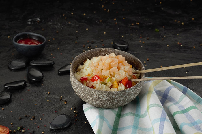 Rice with shrimp and vegetables